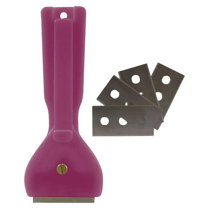 Rascador para vitrocerámica - Largo: 13,9 cm, Específico para: Placas de cocina - Rascador rosa con cuchillas de repuesto. La herramienta es adecuada para eliminar adhesivos o restos de pintura de superficies de vidrio.