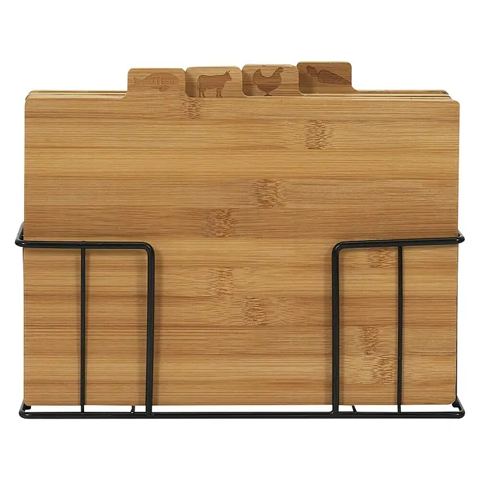 Set de tabla de cortar con soporte de metal - 4 ud., Bambú - Un conjunto de tablas de cortar de bambú con iconos para la diferenciación, guardadas en un soporte metálico negro.