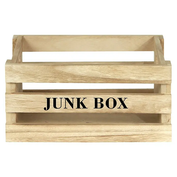 Set cajas de madera - 3 ud., Color: Natural - Esta imagen muestra una caja de madera con "JUNK BOX" impreso en letras negras. Perfecto para guardar objetos pequeños y baratijas.