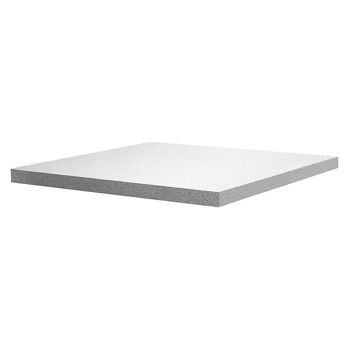 Flex-Well Rapido Küchen-Unterschrank - 47 x 50 x 85 cm, Dekor Front: Weiß - Nahaufnahme einer Platte aus Zellbeton, die eine robuste und leichte Bauweise für verschiedene Anwendungen bietet.