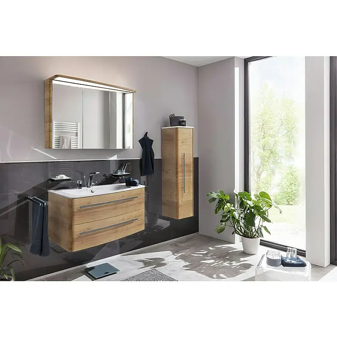 Lanzet Classico Waschtischunterschrank - 99,2 x 52,4 x 48,2 cm, Berg Eiche, Farbe Griff: Anthrazit, Rechts - Ein modernes Badezimmer mit einem Waschtischunterschrank aus Holz, einem Spiegelschrank und einem Hochschrank. Helle und freundliche Atmosphäre.