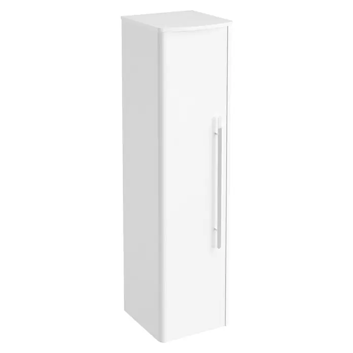 Lanzet Classico Midischrank - B x T x H: 31,2 x 32,5 x 121,4 cm, Weiß, Farbe Griff: Chrom, DIN Anschlag: Links - Aufnahme eines weißen Badschranks mit einer langen silbernen Griffstange.