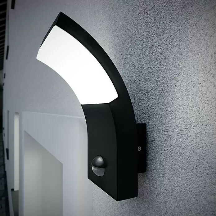 Starlux LED-Sensor-Außenwandleuchte Vincenza - 7 W, L x B x H: 122 x 84 x 190 mm, Silbergrau, Opal, Warmweiß - Stimmungsaufnahme