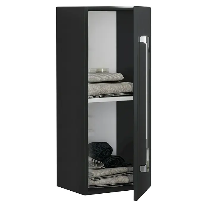 VCM Badinos Hängeschrank - 33 x 22 x 75 cm, Schwarz - Ein dunkler Badezimmerschrank mit weißen Regalen, gefüllt mit Handtüchern und Dekoartikeln, mit einem eleganten, silbernen Griff.