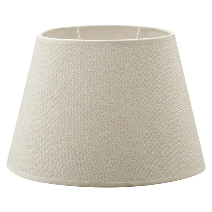 Home Sweet Home Lampenschirm Melrose - Ø x H: 14 x 16 cm, Warm White, Stoff, Oval - Nahaufnahme eines beigen Lampenschirms mit Textur und schlichter Eleganz, der eine warme und einladende Atmosphäre verspricht.