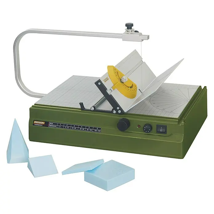 Proxxon Anschlag Thermocut TA 300 -  - PROXXON THERMOCUT Schneidgerät mit verschiedenen Formen aus blauem Styropor. Das Gerät ist ideal zum Schneiden von Styropor.