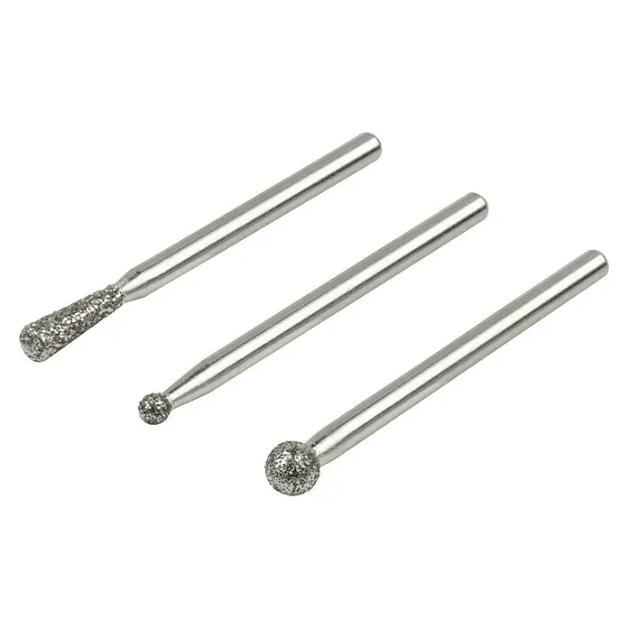 Wolfcraft Fresa de diamante - Diámetro: 3 mm - 5 mm, Diámetro vástago: 3 mm, 3 pzs. - Tres fresas de diamante de diferentes formas sobre un fondo negro.