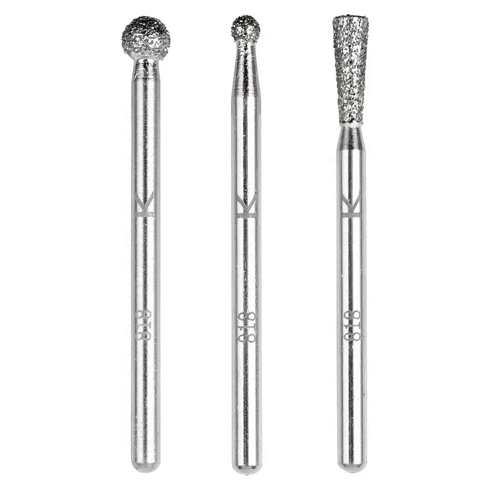 Wolfcraft Fresa de diamante - Diámetro: 3 mm - 5 mm, Diámetro vástago: 3 mm, 3 pzs. - Esta imagen muestra tres fresas dentales de diamante en diferentes formas, ideales para trabajos dentales precisos, asegurando procedimientos eficaces.