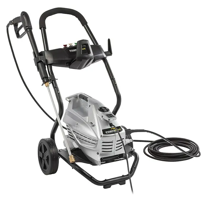 PowerPlus Hidrolimpiadora de alta presión POWXG90430 - 190 bar, 3.100 W, Capacidad de bombeo: 660 l/h - Imagen de una hidrolimpiadora Powerplus eléctrica portátil con ruedas.