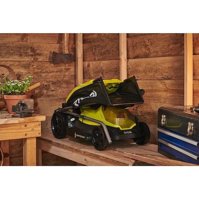 Ryobi ONE+ Akku-Rasenmäher-Set Kombo-Kit RLM1833BLT1825M mit Akku-Rasentrimmer - 1 Akku, 4 Ah - RYOBI Rasenmäher: Der innovative Rasenmäher für einen präzisen und mühelosen Rasenschnitt. Ideal für jeden Garten.