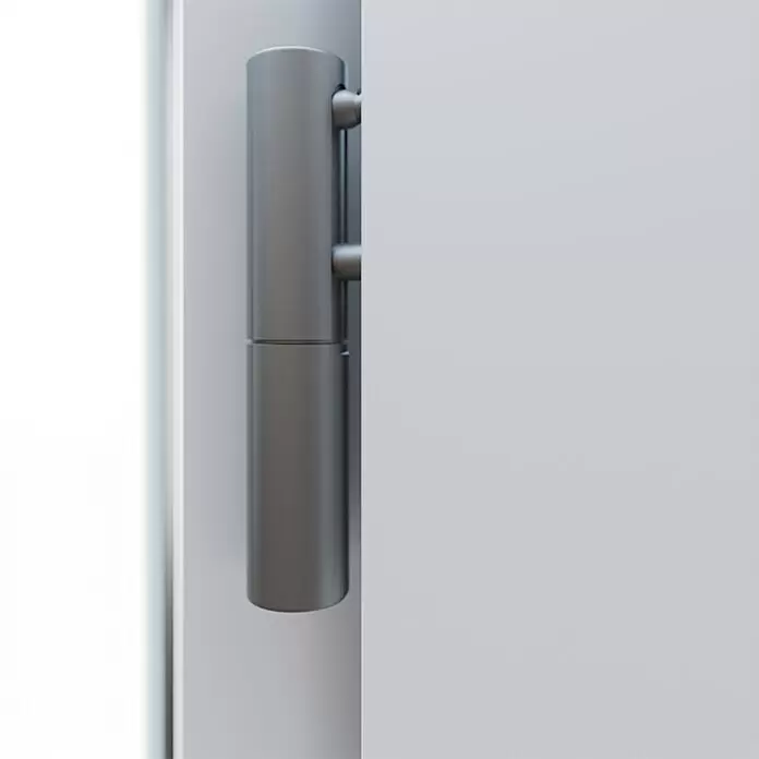 FM Türen Haustür AC68-520 - 100 x 200 cm, DIN Anschlag: Links, Weiß - Gebürstetes silbernes Türscharnier, an Tür und Rahmen montiert.