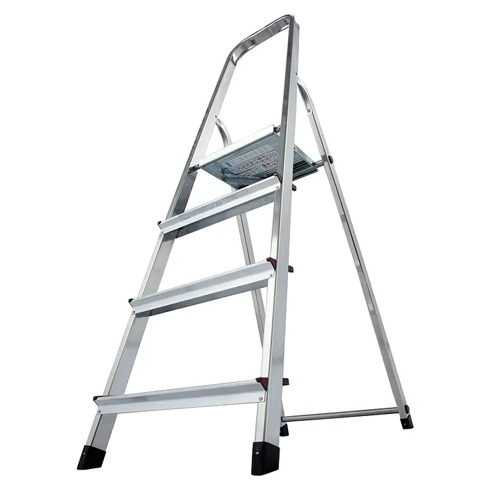 Krause Corda Stehleiter - Arbeitshöhe: 2,8 m, Anzahl Tritte: 4 Stk., Belastbarkeit: 150 kg, Aluminium - Eine silberfarbene Aluminium-Trittleiter mit vier Stufen und einer Plattform unter dem oberen Griff.
