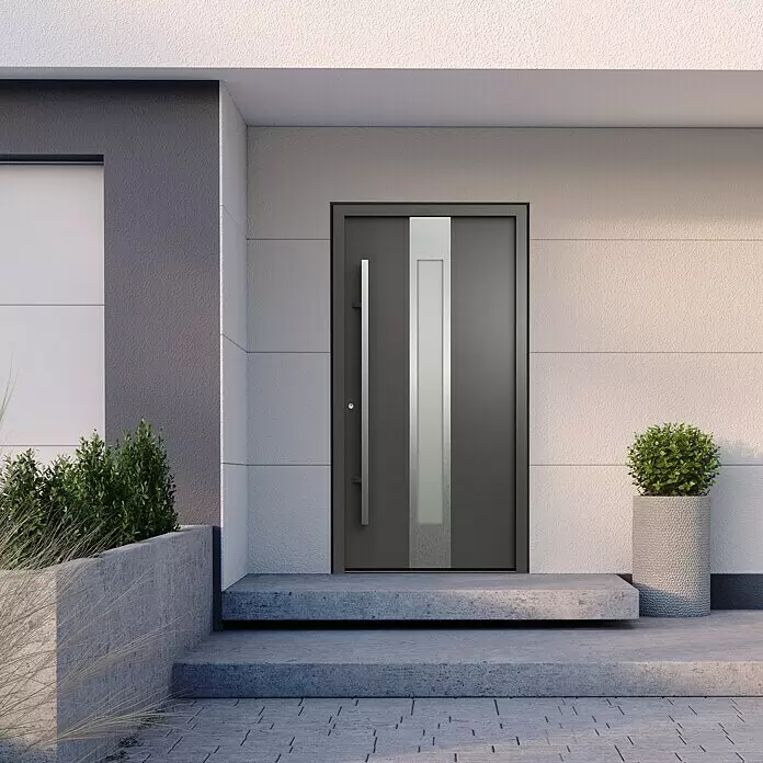 Gerda Haustür Thermo Prime 75 Hanover - 100 cm x 210 mm, DIN Anschlag: Links, Anthrazitgrau, Details in Edelstahl - Moderne dunkelgraue Haustür mit vertikalem Glaseinsatz und langem Griff, in modernem Hauseingang installiert.