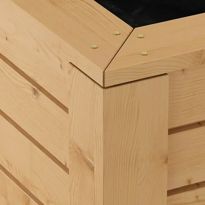 Hochbeet Rhombus - 100 x 58 x 75 cm, Holz, Natur - Detailaufnahme eines hölzernen Hochbeets, das die Bauweise und die goldenen Schrauben an den Ecken zeigt. Die natürliche Holzmaserung ist gut sichtbar.