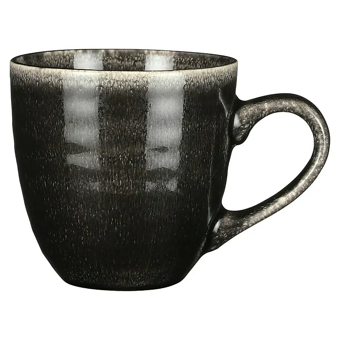 Tasse Tabo - Ø x H: 9 x 9 cm, Schwarz, Keramik - Nahaufnahme einer Keramiktasse in dunklen Farbtönen mit einem markanten, strukturierten Design und einem großen Henkel.