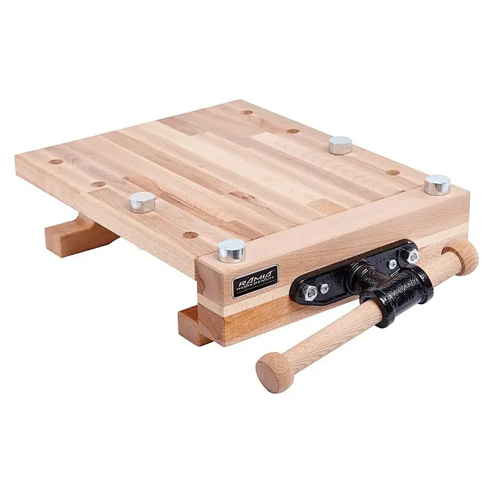 Ramia Werkbank Tragbar Clever Werktop - L x B: 56 x 36 cm, Arbeitshöhe: 11 cm, Belastbarkeit: 100 kg - Eine hochwertige RAMIA Hobelbank für präzises Arbeiten. Ideal für Werkstätten und Heimwerker. Die robuste Bauweise garantiert Langlebigkeit.