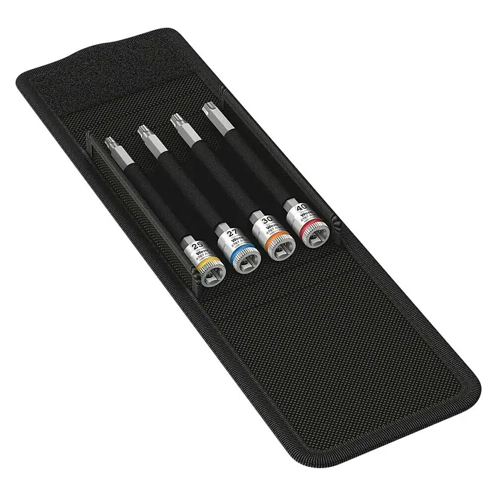 Wera Steckschlüsseleinsatz-Set 8767 A HF 1 Zyklop TX - ¼″, 4 -tlg. - Satz Wera Werkzeuge mit farbcodierten Köpfen in einer schwarzen Werkzeugtasche. Ideal für den professionellen Einsatz.