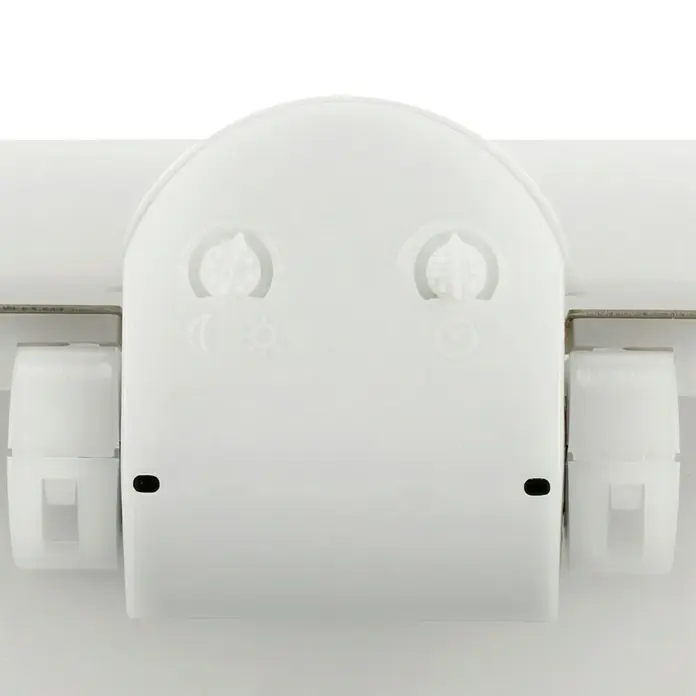 Steinel Sensor-Außenleuchte L 20 S Edelstahl - 60 W, 8 x 24 x 23 cm, Weiß/Silber, IP44 - Nahaufnahme einer weißen, elektrischen Rollladensteuerung. Das Produkt zeigt ein sauberes, minimalistisches Design für moderne Rollläden.