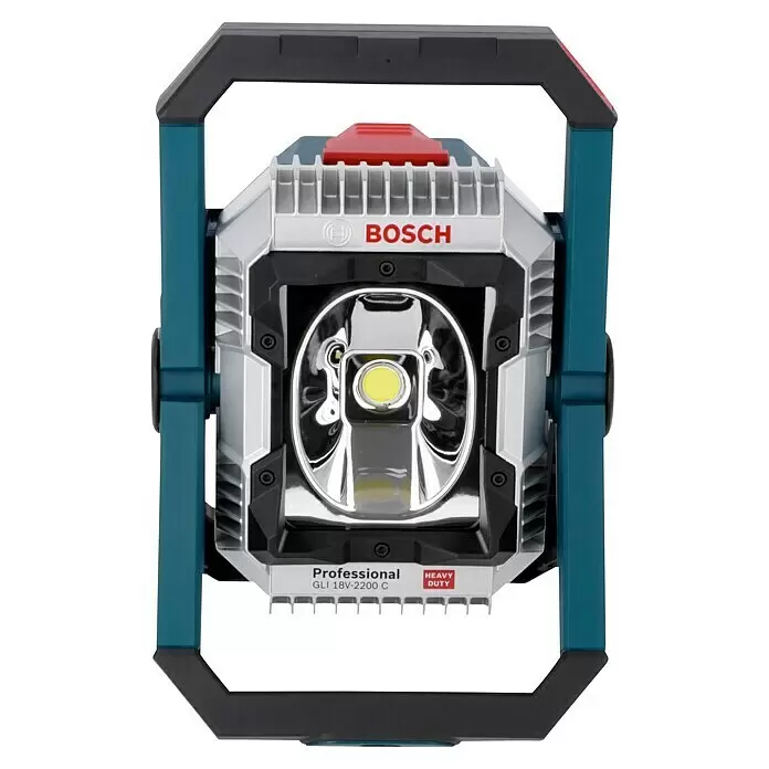 Bosch Professional AMPShare 18V Proyector LED de batería GLI 18V-2200 C - Sin batería, 2.200 lm - Foco de trabajo LED profesional Bosch con carcasa plateada, agarre negro, detalles rojos y marco azul ajustable.