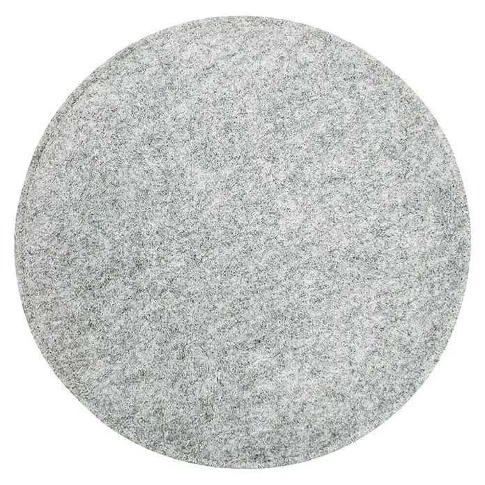 Sitzkissen rund Carl - Hellgrau, Durchmesser: 35 cm, 100 % Polyester - Nahaufnahme eines runden, grauen Filzkissen, das eine weiche und strukturierte Oberfläche zeigt.