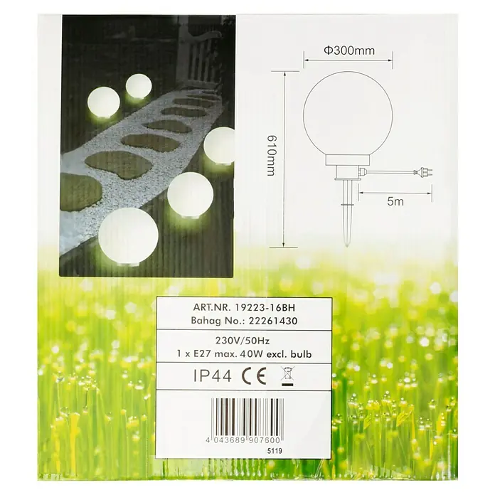 Starlux Kugel-Außenleuchte Kira - 30 cm, Weiß - Bild einer Verpackung mit Produktdetails einer Gartenkugel-Leuchte, inklusive Größenangaben, technischer Daten und einer dekorativen Anwendung.