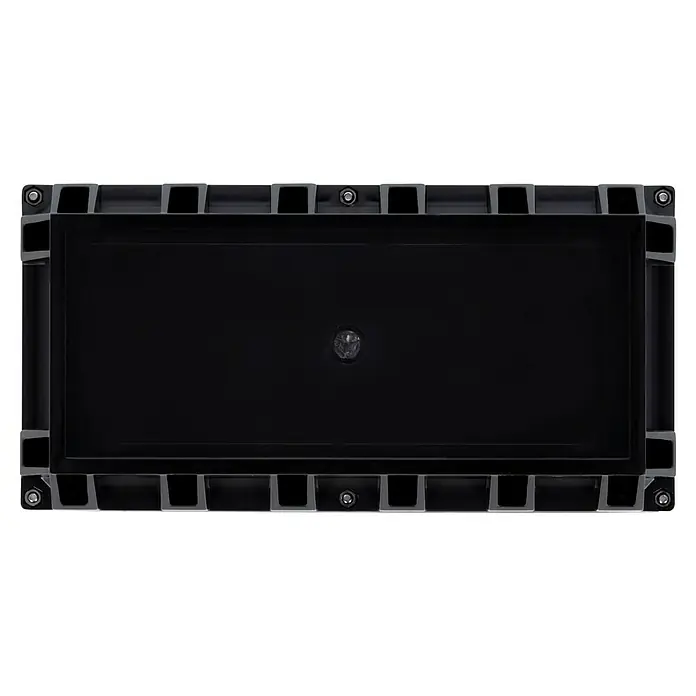 Paulmann Solarleuchte Box0,06 W, Silber, L x B x H: 20 x 10 x 5,1 cm, IP67 - Draufsicht einer schwarzen, rechteckigen Lautsprecherbox mit stabilen grauen Rahmen und einer Schraube in der Mitte.