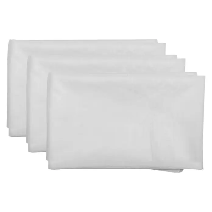 Schellenberg Malla protectora anti-polen EasyClick - An x Al: 130 x 150 cm, Montaje de la mosquitera: Pegado - Primer plano de tres piezas de tela blanca plegadas con texturas sutiles. Ideal para proyectos creativos y aplicaciones versátiles.