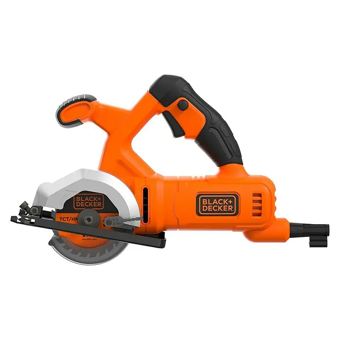Black+Decker Minisierra circular de mano BES510-QS - 400 W, Diámetro hoja de sierra: 85 mm, Número de revoluciones de marcha en vacío: 3.600 r.p.m. - Primer plano de una sierra circular Black+Decker, ideal para cortes precisos en madera y otros materiales.