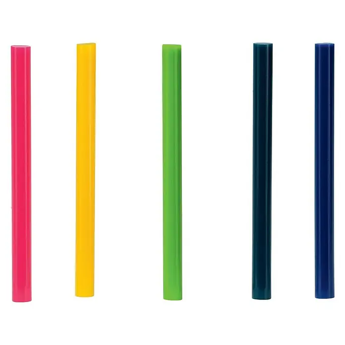 Rapid Klebepatronen Bunt Klassik - Durchmesser Klebepatrone: 7 mm, Mehrfarbig - Nahaufnahme von 5 bunten, einzelnen Plastik-Trinkhalmen in Pink, Gelb, Grün, Dunkelblau und Blau, die nebeneinander stehen.