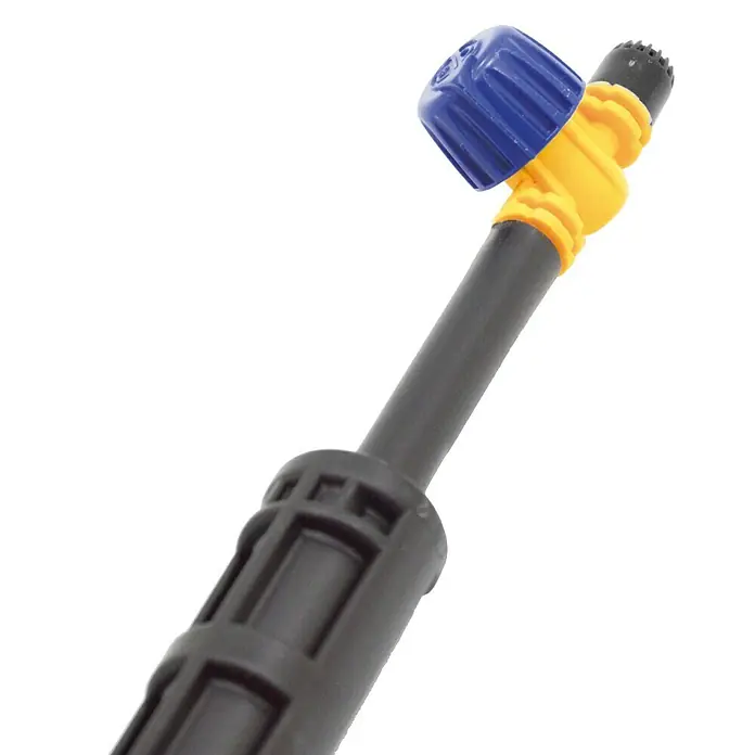 Varilla con microdifusor - Formas de riego: 90°, Largo: 30 cm, 1 ud. - Imagen detallada de una boquilla de pulverización con un botón de ajuste azul y un conector amarillo, unida a una varilla negra.