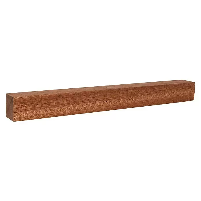 Quadratleiste - 242 x 2 x 2 cm, Mahagoni - Rechteckiger Block aus rötlich-braunem Holz mit sichtbarer Maserung.