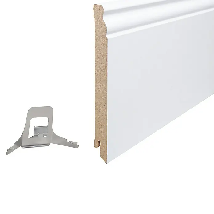 Sockelleiste - 240 x 1,9 x 14,5 cm, MDF, Profiliert - Weiß lackierte Sockelleiste aus Holz mit Montageclip für eine einfache und verdeckte Befestigung an der Wand.