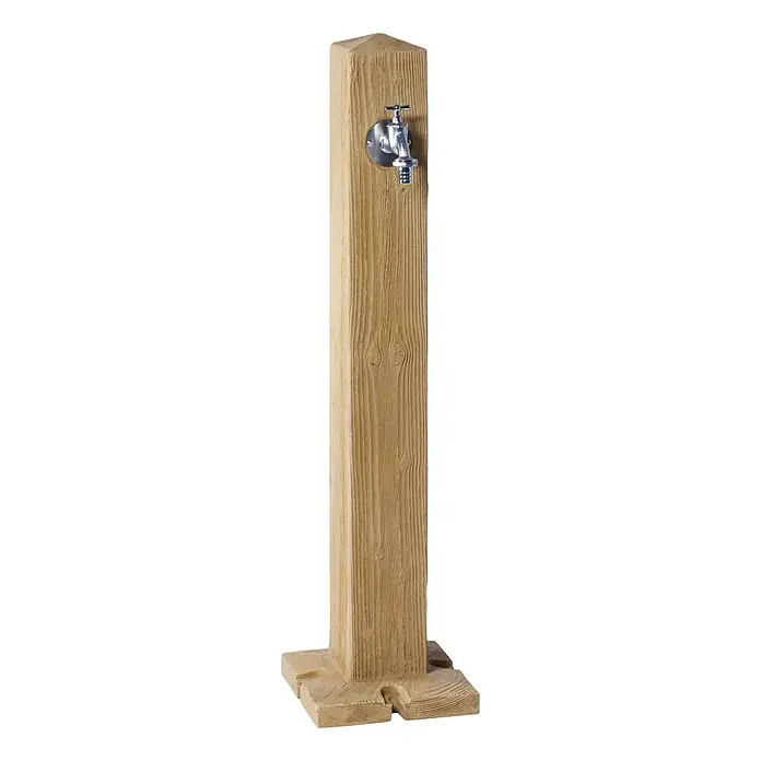 Garantia Wasserzapfstelle Wood - Lightwood, Höhe: 100 cm - Holzbrunnen mit Chromhahn für den Garten. Der Wasserhahn ist an einem hellbraunen Holzpfosten mit quadratischer Basis angebracht.