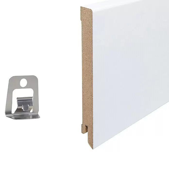 Sockelleiste - 240 x 1,6 x 12 cm, MDF - Weiße MDF-Fußleiste mit vorgefräster Nut und silberner Metallbefestigungsklammer.