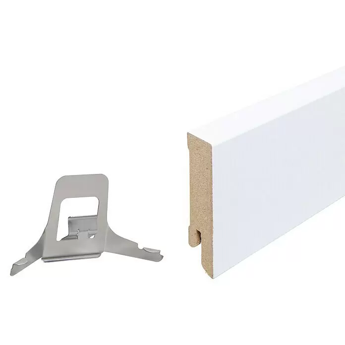 Sockelleiste - 240 x 1,6 x 5,8 cm, MDF, Foliert - Weiße MDF-Fußleiste mit Montage-Nut und silbernem Metall-Befestigungsclip.