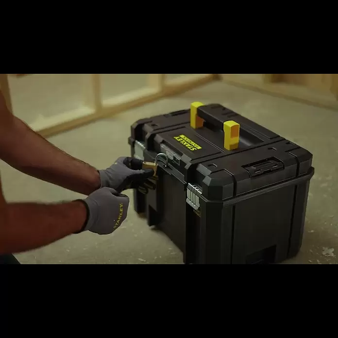 Stanley TSTAK Caja para herramientas grande - 33,2 x 44 x 30,15 cm - STANLEY FMST1-71971