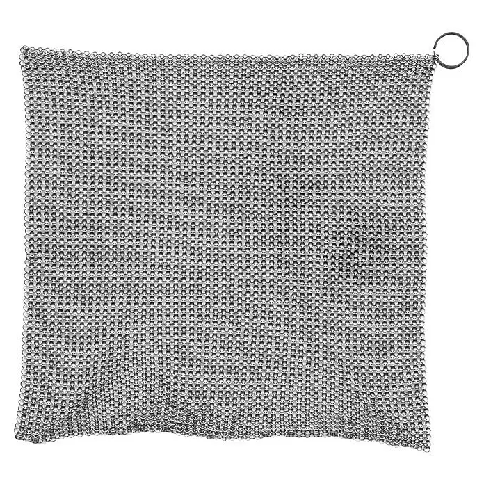 Grillreiniger Ringreiniger - L x B: 20 x 20 cm, Edelstahl - Silberner Kettengeflecht-Reiniger: ein rechteckiges Gitter aus ineinandergreifenden Metallringen mit einer Aufhängeöse.