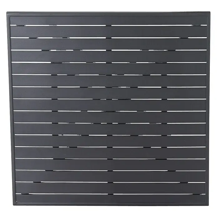 Siena Garden Garten-Beistelltisch AlexisL x B x H: 70 x 70 x 45 cm, Anthrazit matt, Aluminium, Pulverbeschichtet - Nahaufnahme einer modernen, grauen Tischplatte mit horizontalen Lamellen, ideal für den Außenbereich und leicht zu reinigen.