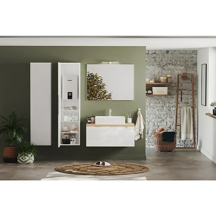 Thermoflow Durchlauferhitzer Elex 21N - 21 kW, Elektronisch, Geschlossen - Ein Badezimmer mit einem weißen Waschtisch mit Holzplatte, einem Spiegel, einem Schrank und einem runden Teppich.