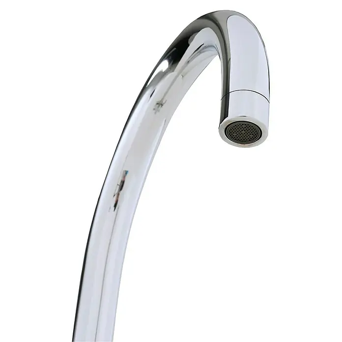 Thermoflow Untertischspeicher und Armatur 100 R - 5 l, 2.200 W, Temperaturbereich: 35 °C - 100 °C, Armatur rund - Nahaufnahme eines modernen, verchromten Wasserhahns mit einem perlenden Auslauf vor einem schwarzen Hintergrund.