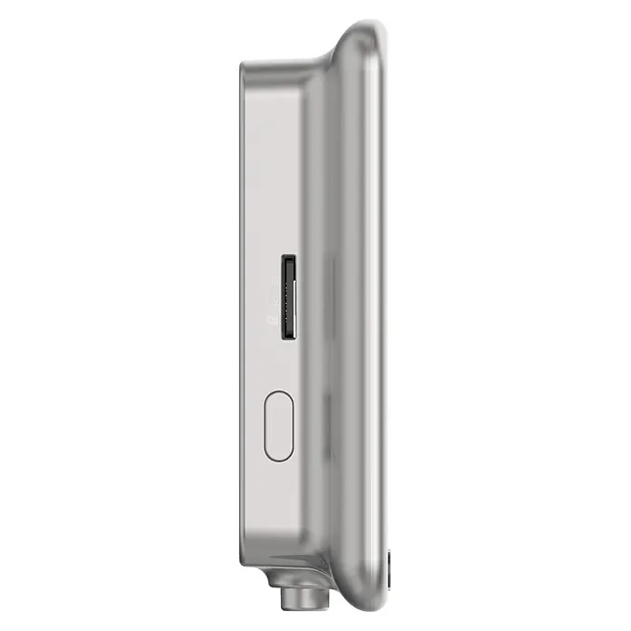 EZVIZ Mirilla digital DP2C - Gris - Vista lateral de un dispositivo plateado elegante con ranura para tarjeta Micro SD y un hueco oblongo. Diseño compacto con bordes redondeados.