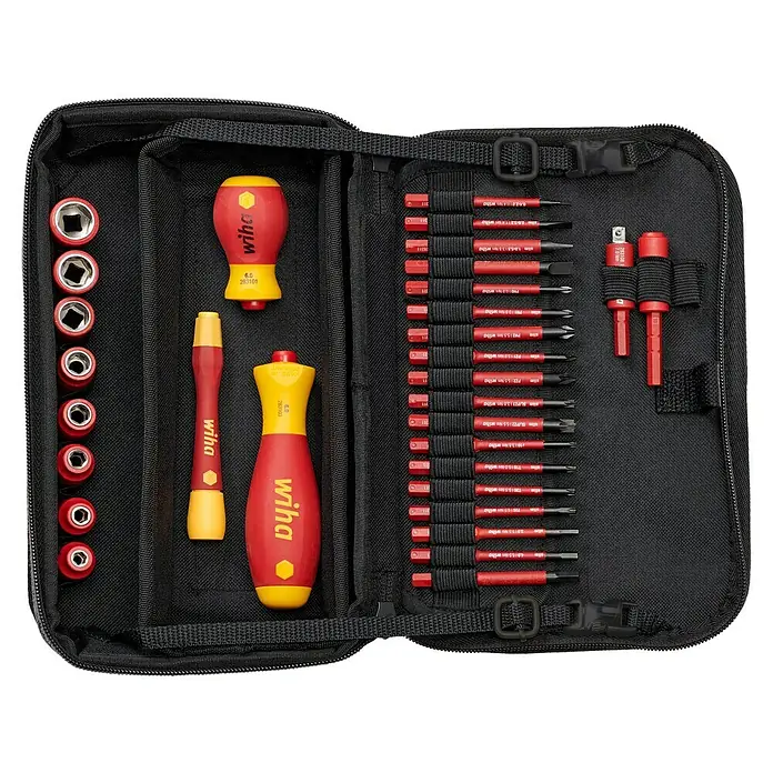 Wiha Set de destornilladores slimVario electric - 32 pzs. - Juego de herramientas de electricista Wiha con varios destornilladores y vasos, cuidadosamente guardado en una bolsa negra para facilitar su transporte.