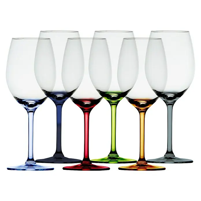 Marine Business Party Copa de vino - 6 ud., Antideslizante - Esta imagen muestra un conjunto de elegantes copas de vino de colores. Las copas tienen copas transparentes y tallos vibrantes en varios tonos.