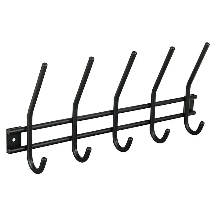 Walteco Hakenleiste - L x B x H: 380 x 50 x 165 mm, Anzahl Haken: 5 Stk., Metall - Eine Nahaufnahme einer schwarzen Garderobenleiste mit fünf Haken. Ideal zur Wandmontage und Aufbewahrung von Jacken und Accessoires.