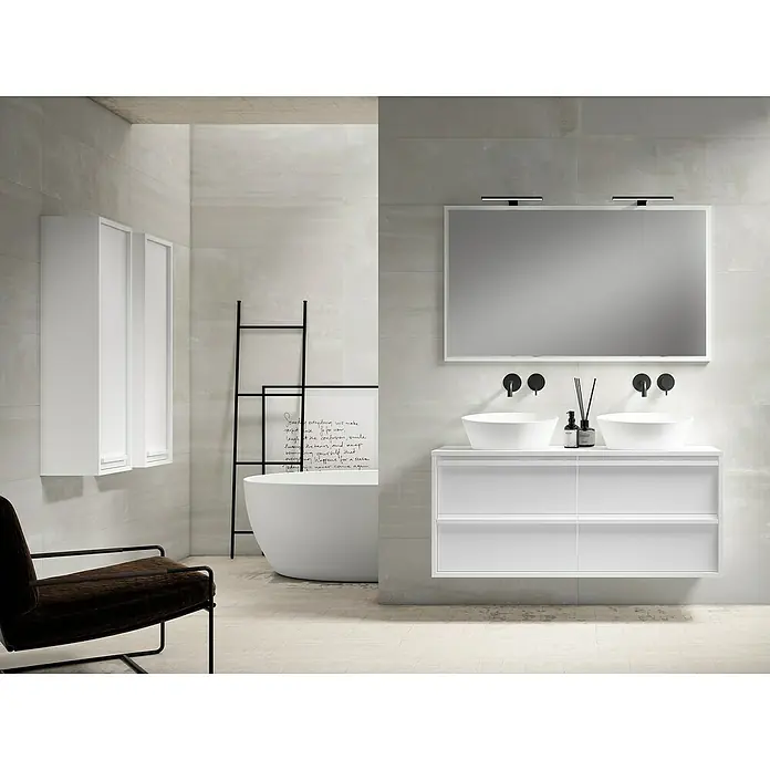 Mueble bajo de lavabo Línea 2 senos - L x An x Al: 45 x 120 x 50 cm, Blanco - Interior de baño moderno con mueble de lavabo blanco, lavabos sobre encimera y un gran espejo. Diseño elegante para un baño con estilo.