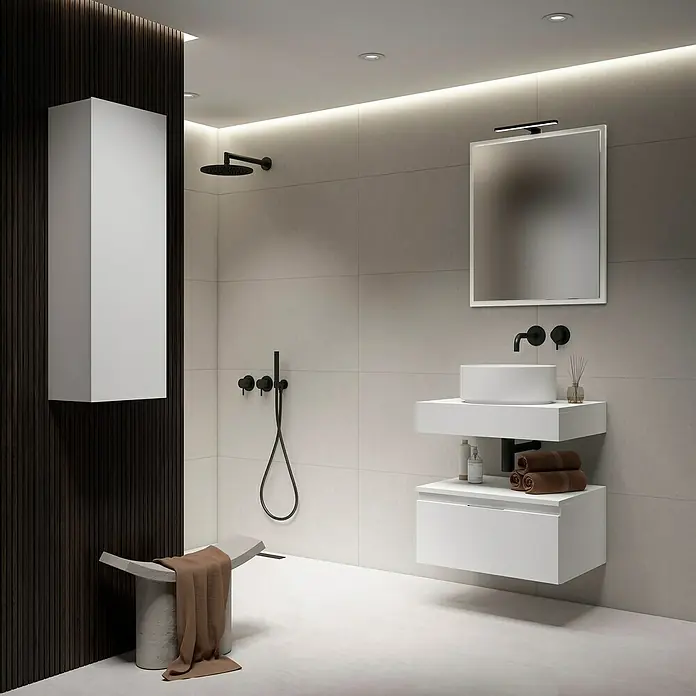 Mueble bajo de lavabo Aidan - L x An x Al: 45 x 60 x 30 cm, Blanco - Elegante baño con tocador blanco, espejo y detalles oscuros para un ambiente moderno.\n