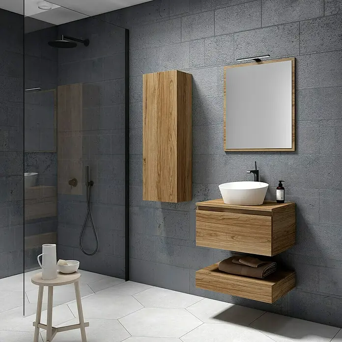 Mueble bajo de lavabo Sienna - L x An x Al: 45 x 60 x 30 cm, Teka - Interior de baño con mueble de lavabo de madera, armario alto a juego y espejo sobre el lavabo.