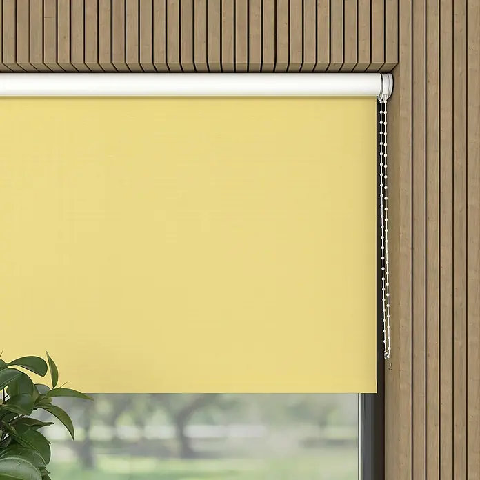 Verdunkelungsrollo - B x H: 120 x 190 cm, Gelb - Gelbe Fensterrollos sind geschlossen, um das Sonnenlicht auszublenden und eine private Atmosphäre im Raum zu schaffen.