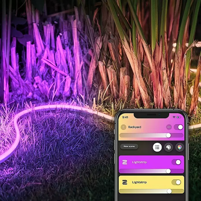 Philips Hue LED-Band Outdoor - Länge: 5 m, Lichtfarbe: RGBW, 37,5 W, 1.600 lm - Anwendungsbeispiel
