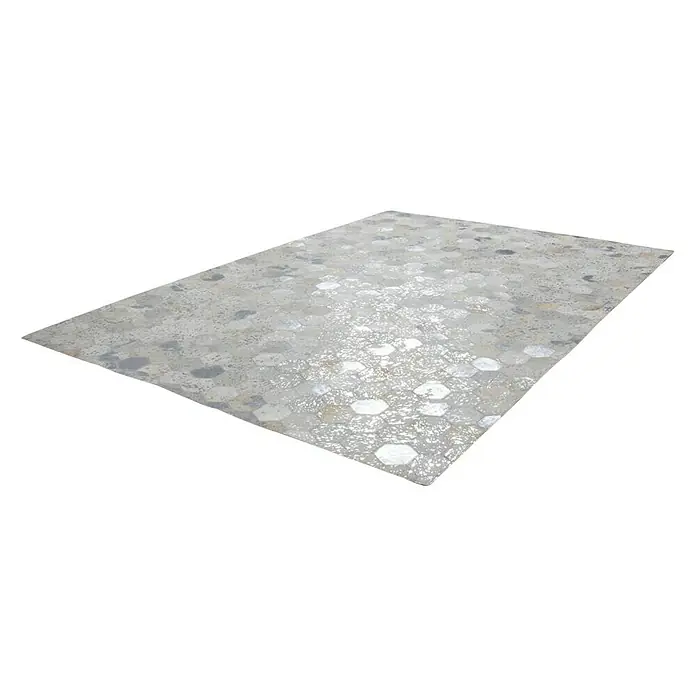 Kayoom Lederteppich Dazzle 200 - Grau/Silber, 170 x 120 cm, 100 % Leder - Dieser Teppich hat ein modernes Muster aus Sechsecken in Grau- und Silbertönen, das jedem Raum einen stilvollen Touch verleiht.